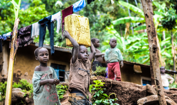 Bantuan Air Bersih Untuk Saudara Kita Di Pelosok